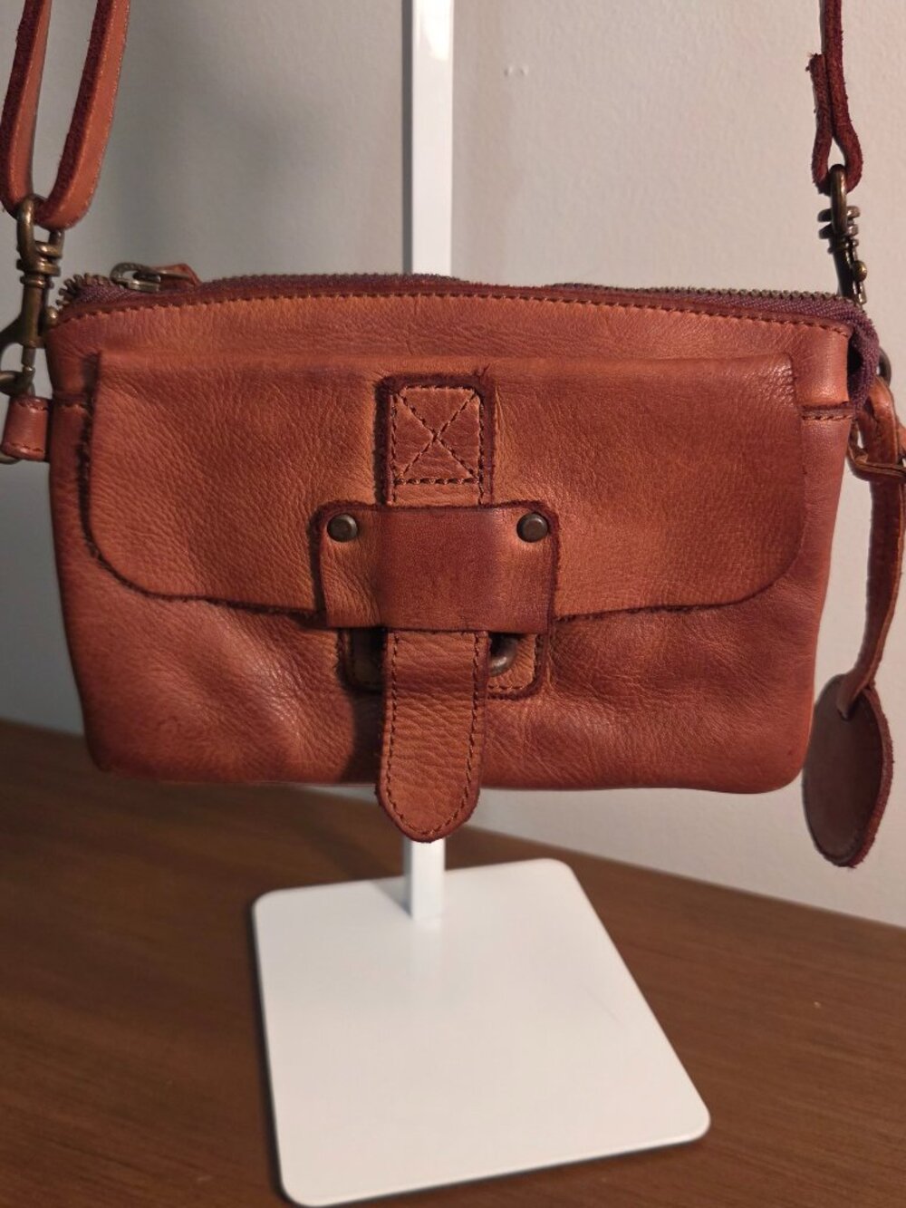 HARBOUR 2nd LUNA BROWN WEATHERED (SUPER SOFT) LEATHER CROSSBODY PURSE